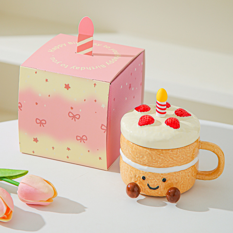 Canta de vela de cumpleaños encantadora tarta de cerámica taza de marca de dibujos animados con taza de agua de tapa de expresión creativa taza de café sonriente