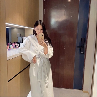 Five Star Hotel W Bathrobe Marriott Hilton Bathrobe fleece-lined Beauty Salon High-end Homestay Bathrobe