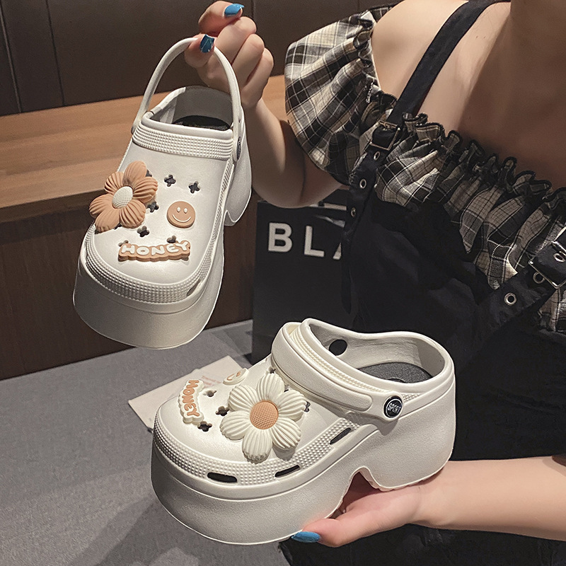 卸売りの新型の厚い底の穴の靴の女性の滑り止めの砂浜は高くなります。|undefined