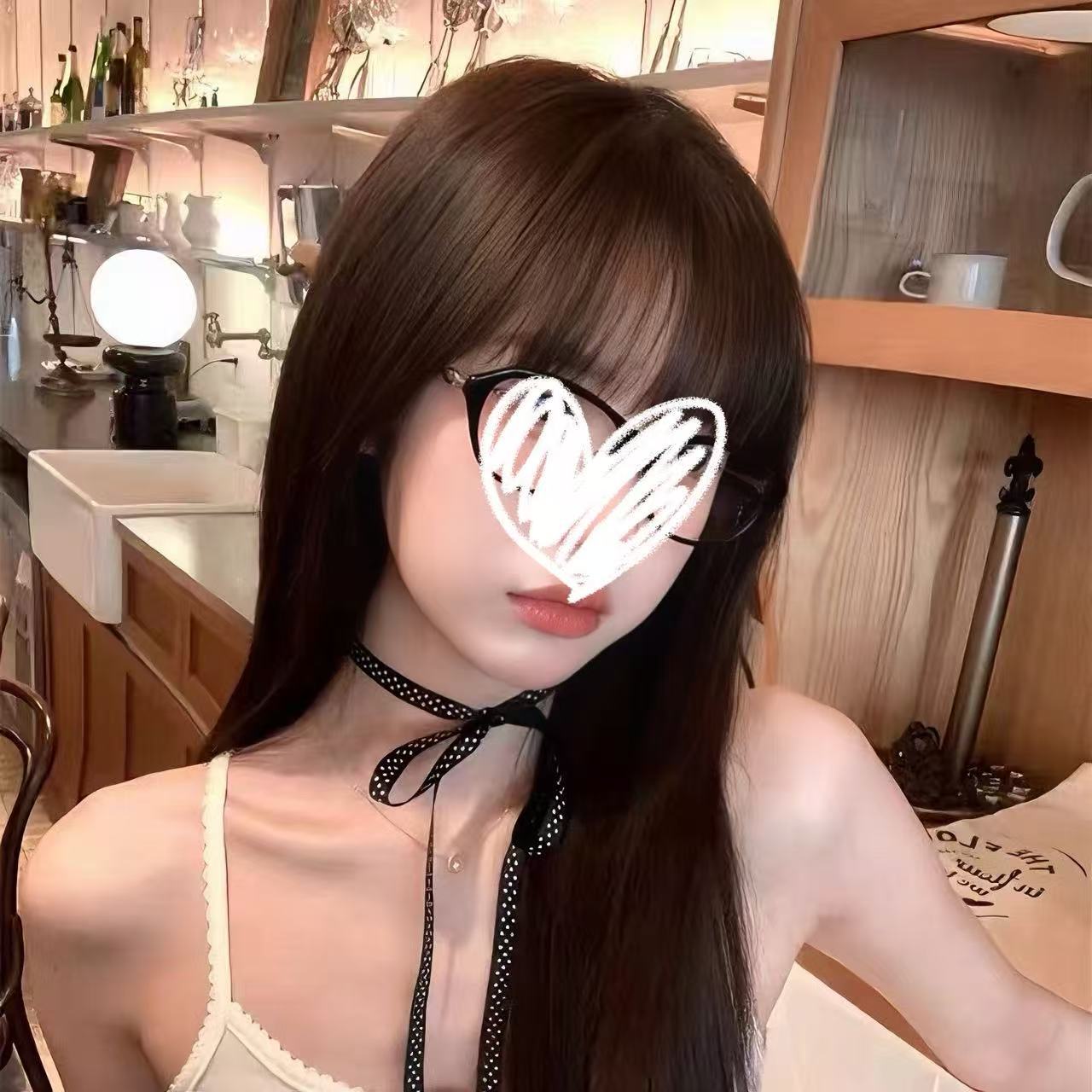 검은색