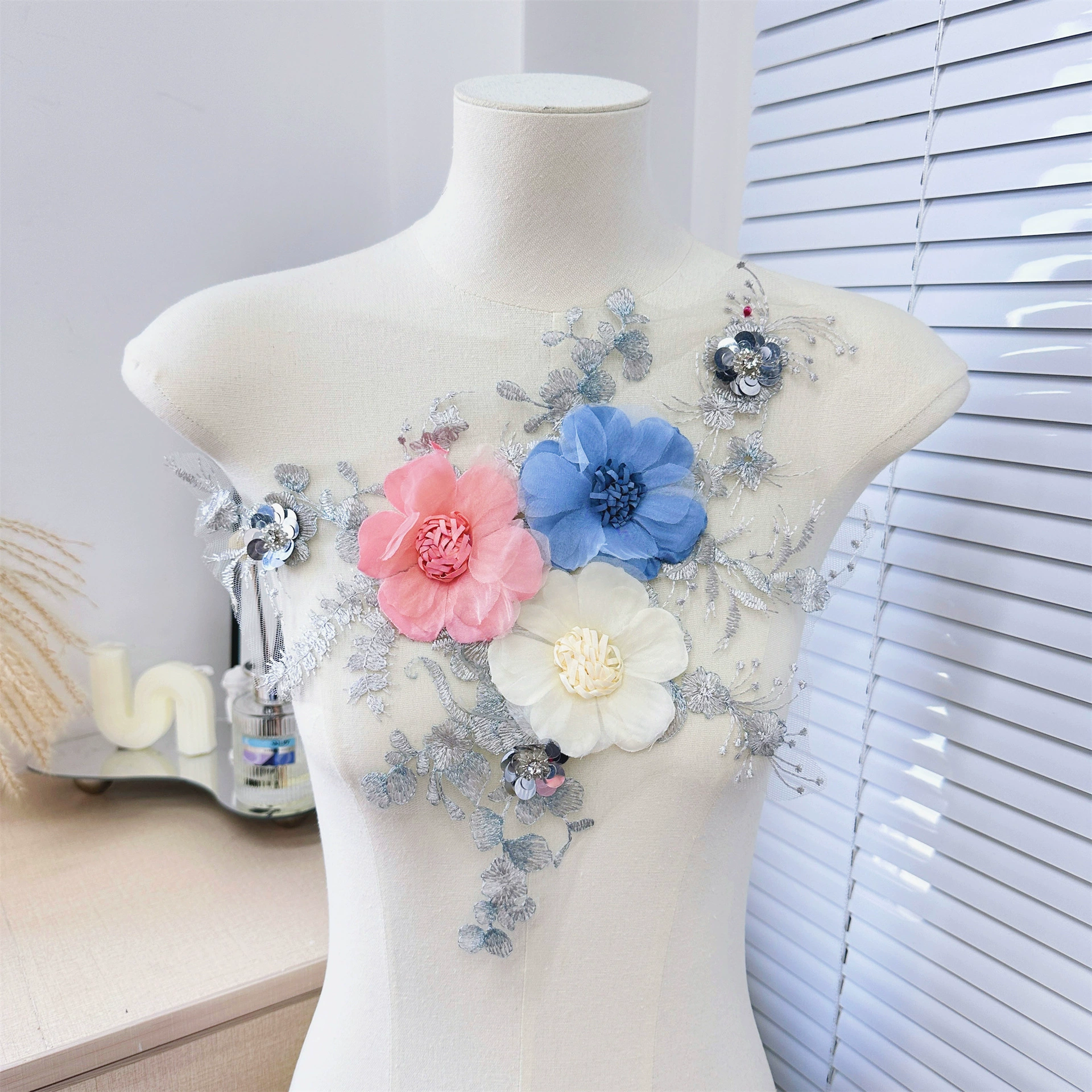 Lace sticker, fashionable wedding dress lapel pin, new collection, wholesale