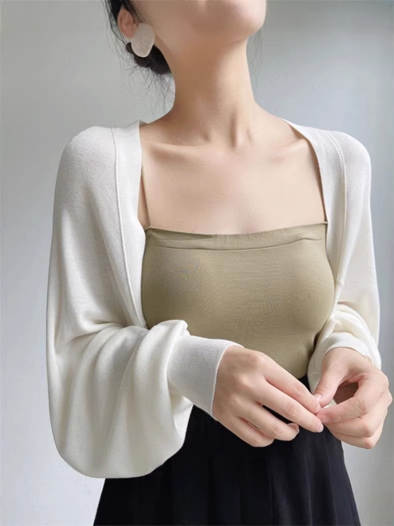 Áo khoác len chống nắng mỏng kiểu Pháp, chất liệu sợi mát, dáng khoác ngoài nhẹ nhàng — =trắng