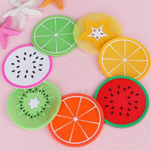 Posavasos de frutas de dibujos animados, posavasos antideslizantes de silicona de colores coloridos, posavasos en forma de fruta linda creativa, resistencia a altas temperaturas
