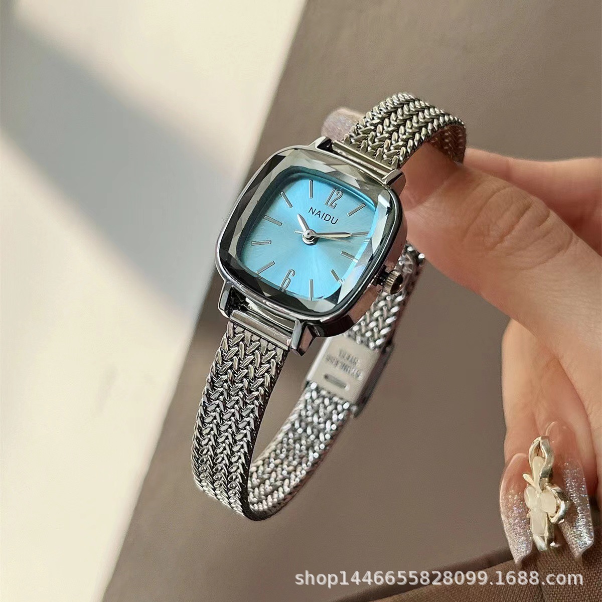 New Foreign Trade Hot-Selling Fashion Women's Watch, Steel Band Style for Students, Wheat Spike Design, High Aesthetic Niche Model