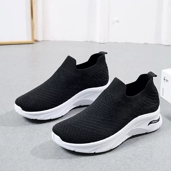Flyknit Shoes for Women, Soft-Soled Casual Shoes, Mesh Breathable Sock Shoes, Lightweight Sneakers, Slip-On Casual Sports Low-Top Shoes