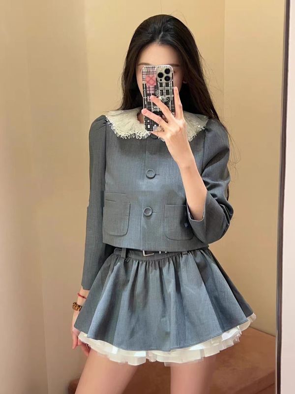深圳南油高端千金风气质丝绒套装女2025新款秋季短外套裙子两件套|undefined
