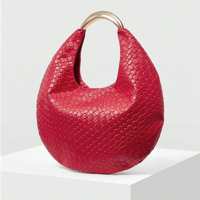 Red Woven PU Leather Shoulder Bag For Women Versatile Fashion High-End Wedding Evening Handbag Solid Color Zipper Closure_voghion.com