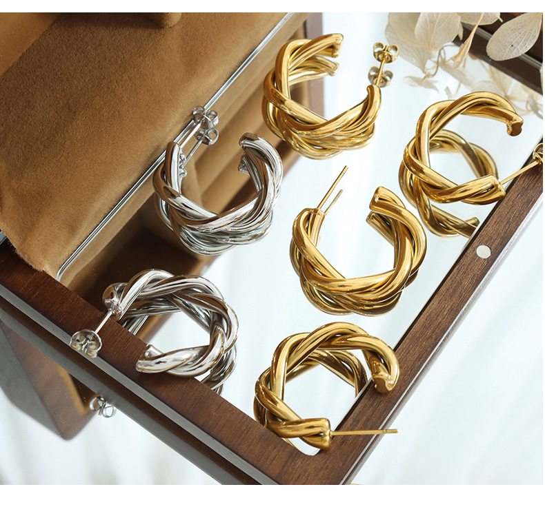 Vintage Style C Shape Titanium Steel Earrings Plating Stainless Steel Earrings 1 Pair