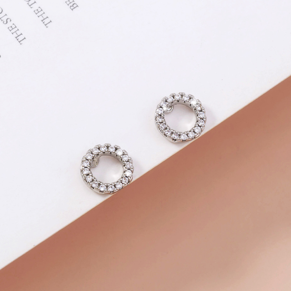 Fashionable Micro-set Zircon Round Basic Simple Round Gemstone Copper Stud Earrings display picture 5