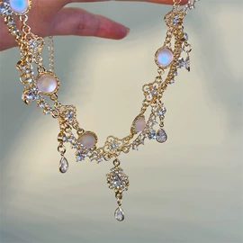 项链;耳环;耳钉