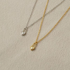 戒指;项链;手链