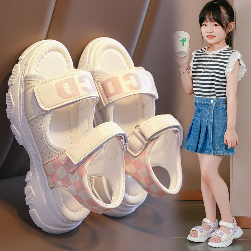 Sandálias de niñas de verano 2025, nuevos zapatos infantiles, estudiantes, zapatos transpirables, zapatos de princesa, zapatos de playa para niños grandes. image 5