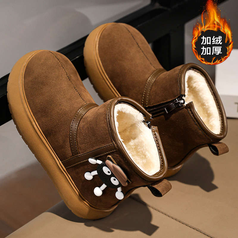 Botas de nieve para niñas en invierno más veludo y grueso 2024 nuevas botas de algodón para niñas calentadas y antideslizantes zapatos de algodón para niños