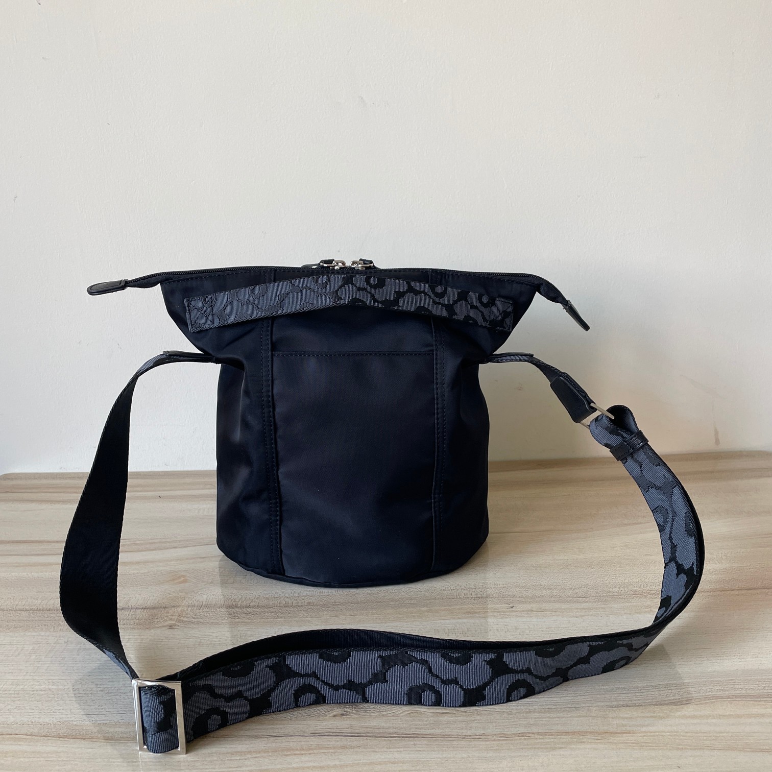 Finland Niche M-House Men's And Women's Fashion Lightweight Printed Letter Strap Nylon Crossbody Bucket Bag - Thumbnail 2