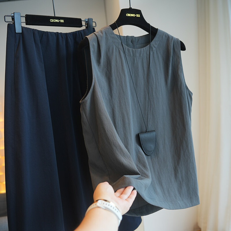 P49 Linen Minimalist Round Neck Sleeveless Oversized Vest Women's Casual Outerwear Shirt Top Summer Style Small P49 Linen Minimalist Round Neck Sleeveless Oversized Vest Women's Casual Outerwear Shirt Top Summer Style Small
