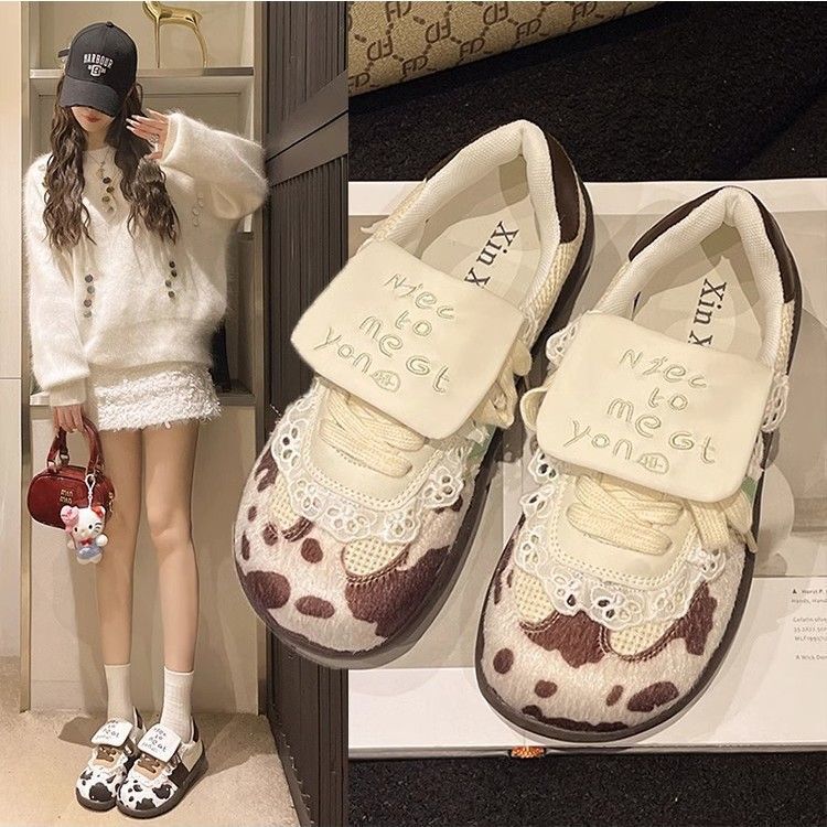 Cute Sweet Girl Puff Shoes for Women 2025 New Internet Celebrity Popular Flat Sole Training Shoes Retro Round Toe Thick Sole Sneakers