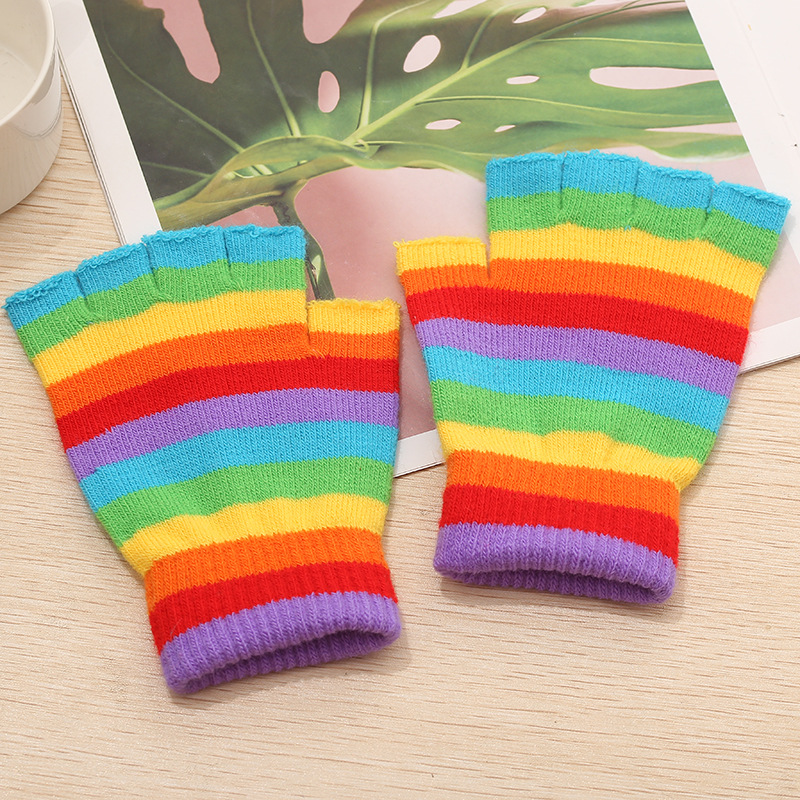 Christmas demi-season gloves for students