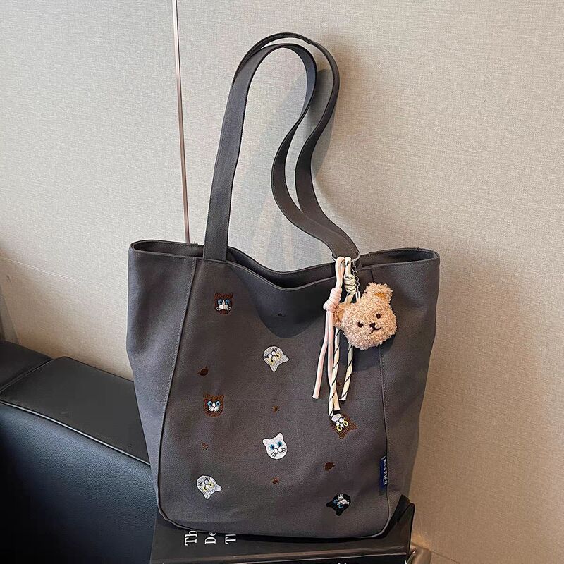 2025 New Exquisite and Fashionable Large-Capacity Embroidered Commuter Bag, Casual, Cute, Simple and Versatile Shoulder Tote Bag 2025 New Exquisite and Fashionable Large-Capacity Embroidered Commuter Bag, Casual, Cute, Simple and Versatile Shoulder Tote Bag