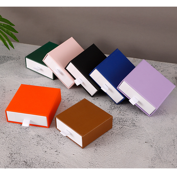 1 Piece Paper Elegant Simple Style Daily Date Solid Color Jewelry Boxes display picture 9
