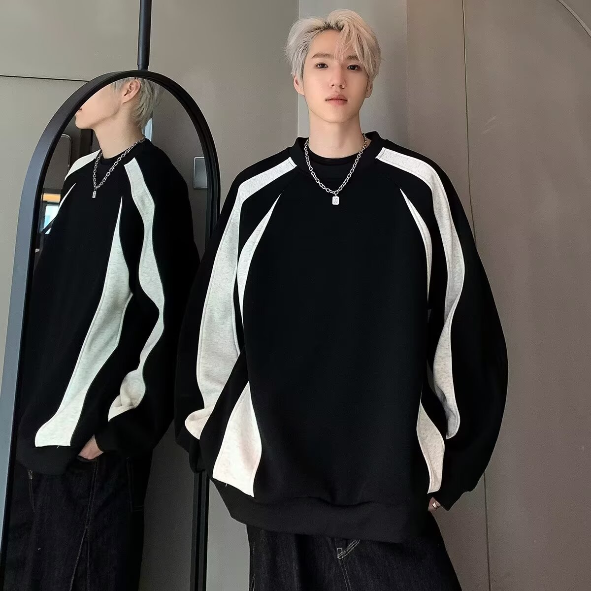 卫衣男春秋冬季美式拼色户外休闲运动圆领无帽上衣长袖黑白拼接