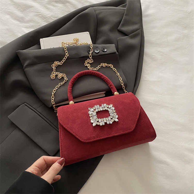 Versión coreana de simple y elegante color sólido 2025 verano nuevo casual cadena de cercanías bandolera bolso cuadrado pequeño de diamante brillante
