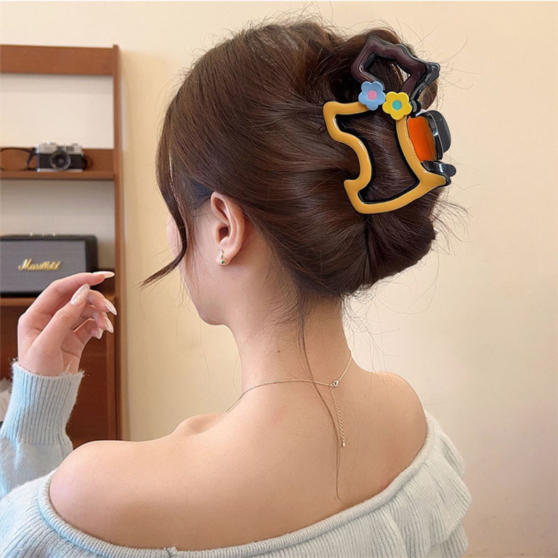 Linda flor perrito pinza para el cabello horquilla femenina de alta calidad clip simple de todo fósforo tocado clip de tiburón en la parte posterior de la cabeza