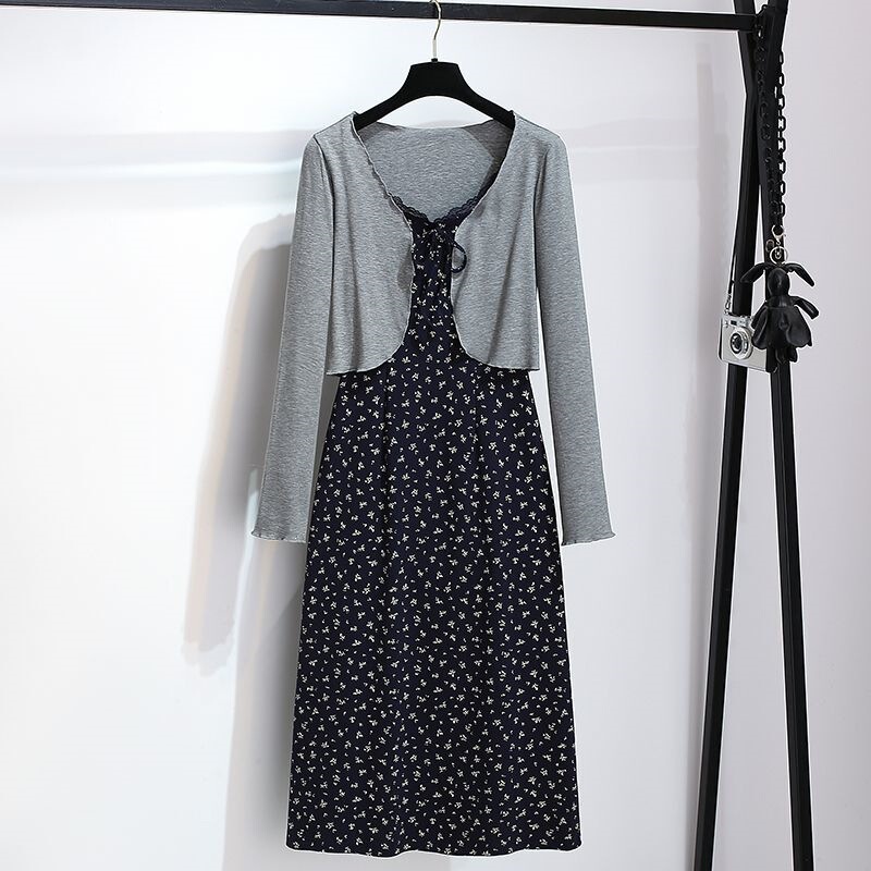 Dark Blue Floral Print Spaghetti Strap Dress Paired with a New Cardigan for Women, Spring and Summer New Two-Piece Set Dark Blue Floral Print Spaghetti Strap Dress Paired with a New Cardigan for Women, Spring and Summer New Two-Piece Set