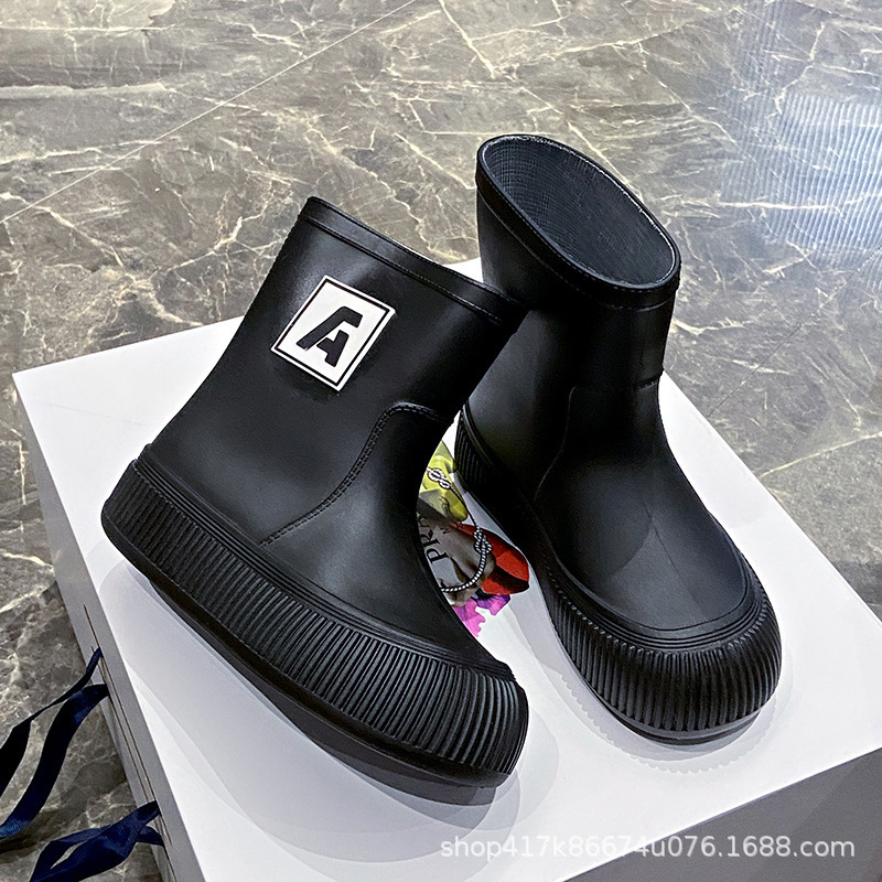 168 블랙 슈즈 [표준 사이즈]