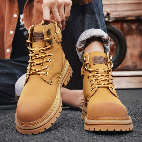 Leather yellow shoes