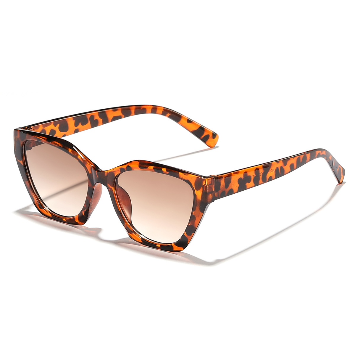 2024 nuevo retro irregular de bordes estrechos de color negro gafas de moda al aire libre protección solar desgaste esencial gafas de sol