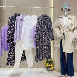 名23妹冬款高‬端商‮女务‬装时尚风衣外套气质连衣裙套装走份库