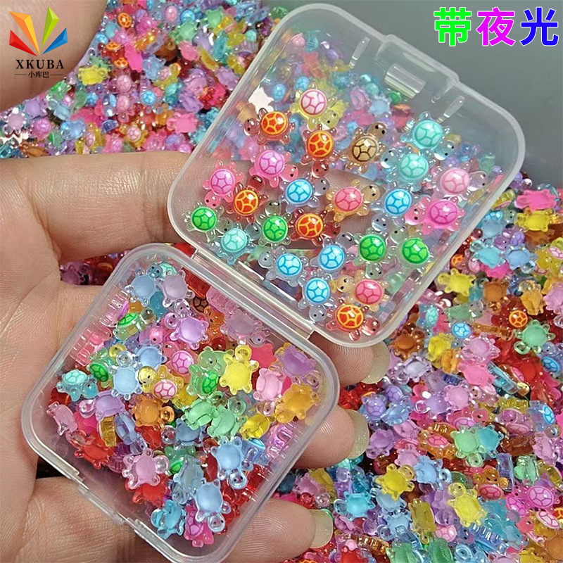 Mini New Cartoon Glow-In-The-Dark Cream Turtle Resin Ornaments Cute Popular Nail Art Decorations Upgrade DIY