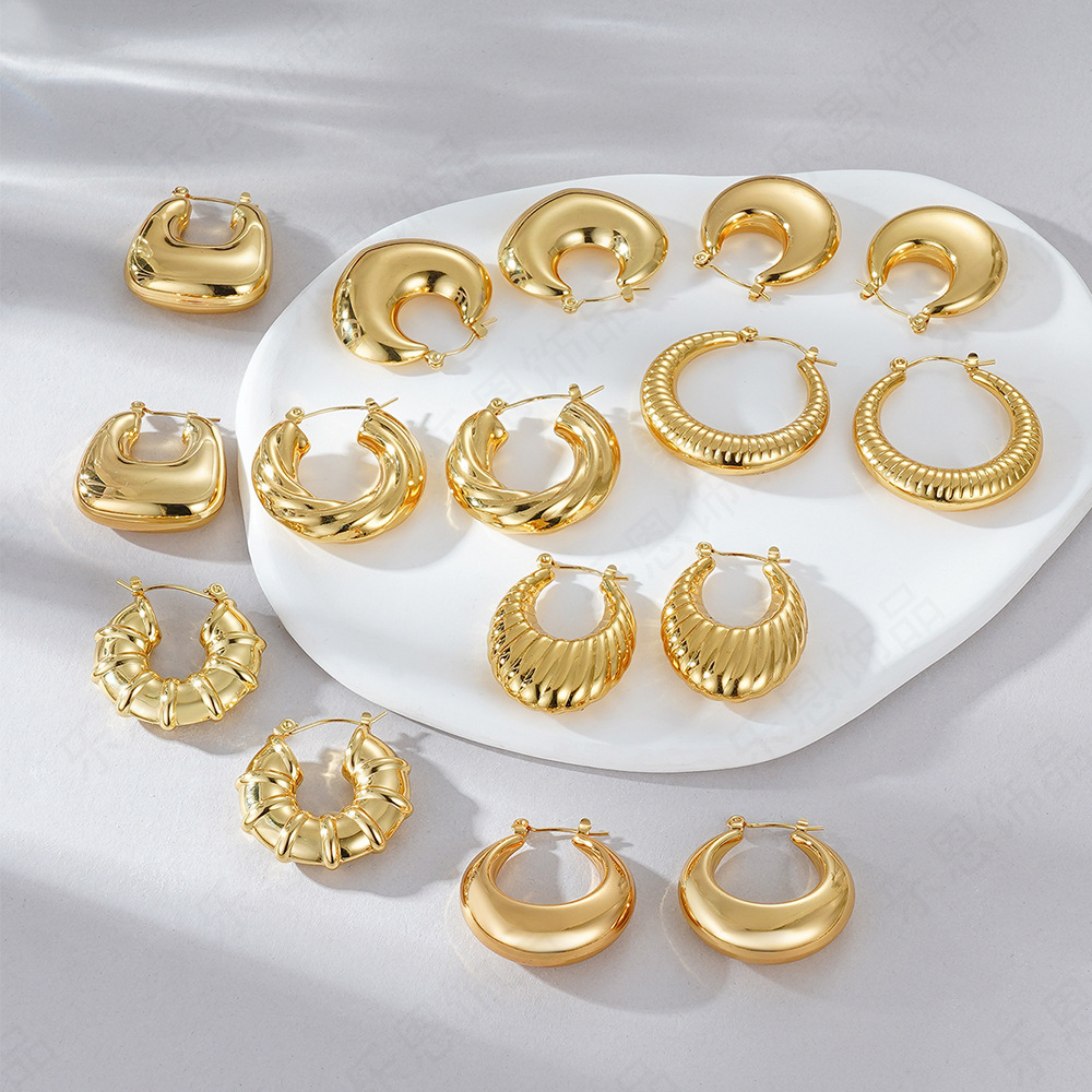 golden fashionable earrings stainless steel
