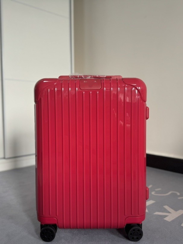 Rime Suitcase German Quality Equipped with Universal Wheels Fashionable Password Lock Design Anti-Fall and Wear-Resistant Boarding Case