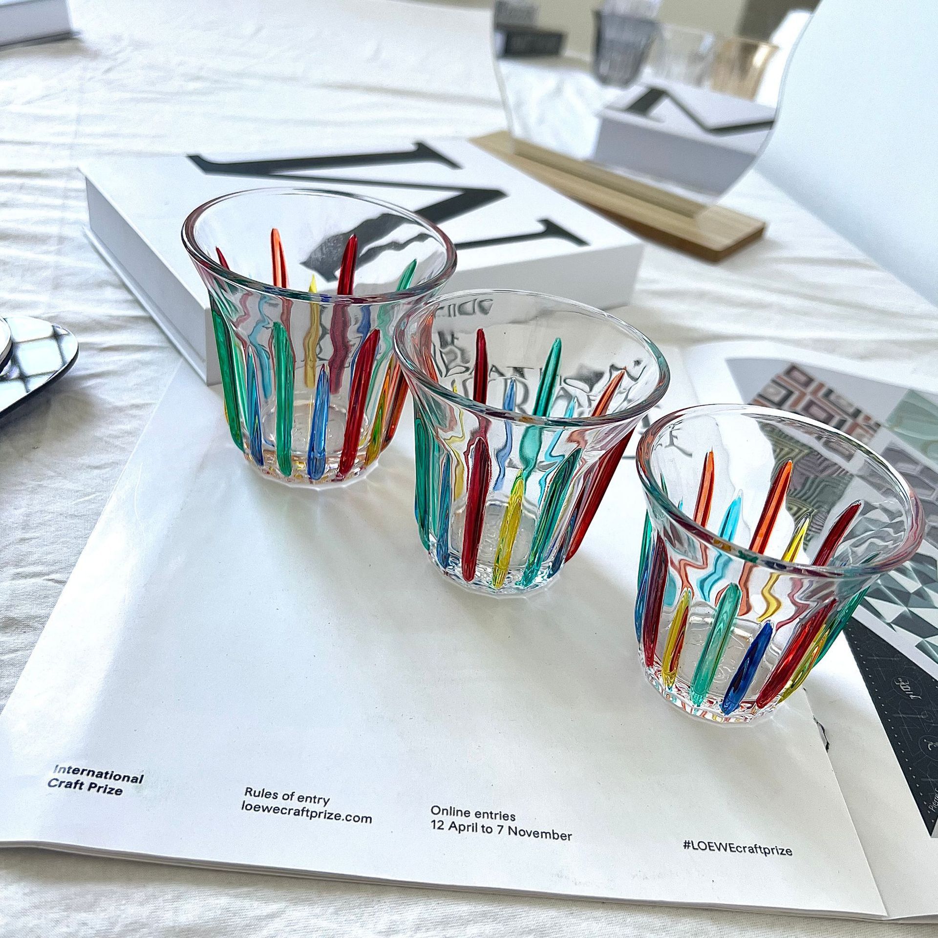 Taza de café pintada vidrio templado pintado a mano bombarderos americanos coloridos retrógrados transparentes sucios Latte Australia