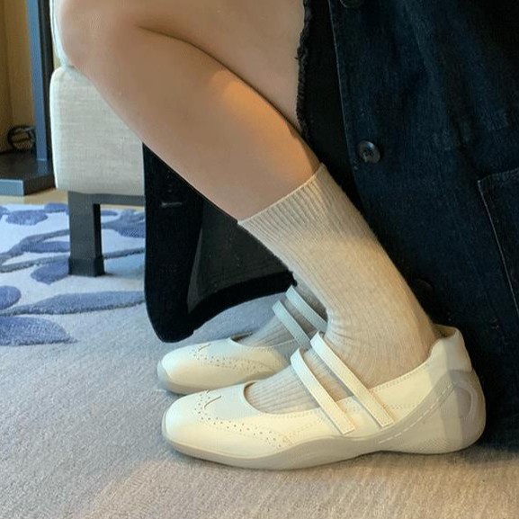 Versión de piel de vaca nuevo ballet plateado zapatos deportivos casuales zapatos de suela plana para mujeres zapatos de cabeza cuadrada con suela gruesa marizhen