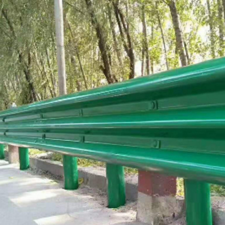 山东明投 公路护栏板  高速公路护栏板 厂家