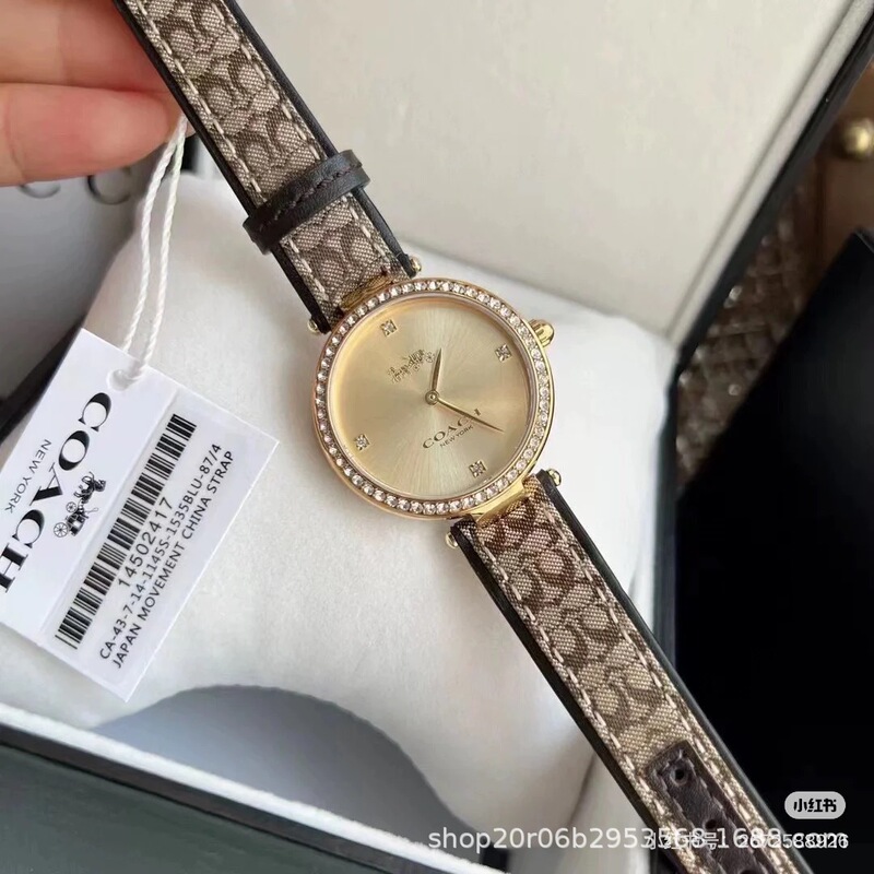 Classic Koujia Fashion Small Gold Watch Classic Presbyopic Two-Pin Diamond Ring Exquisite Quartz Women's Watch Manufacturer Dropshipping Classic Koujia Fashion Small Gold Watch Classic Presbyopic Two-Pin Diamond Ring Exquisite Quartz Women's Watch Manufacturer Dropshipping