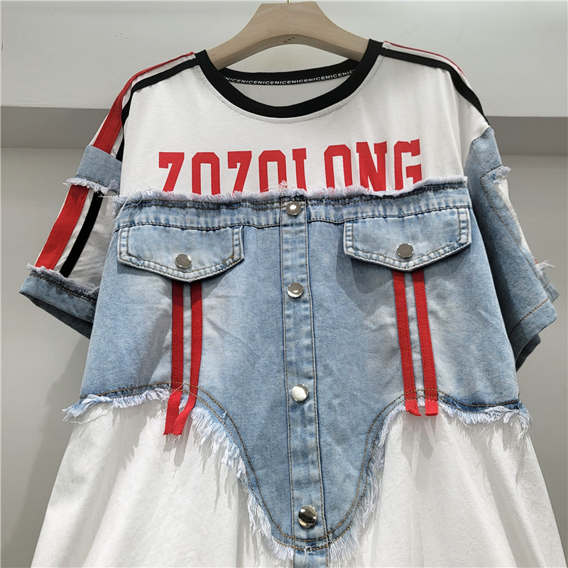 Casual camiseta europea para mujeres verano nuevo diseño de botón de empalme vaquero letras impresión de cuello redondo camisa de manga corta moda