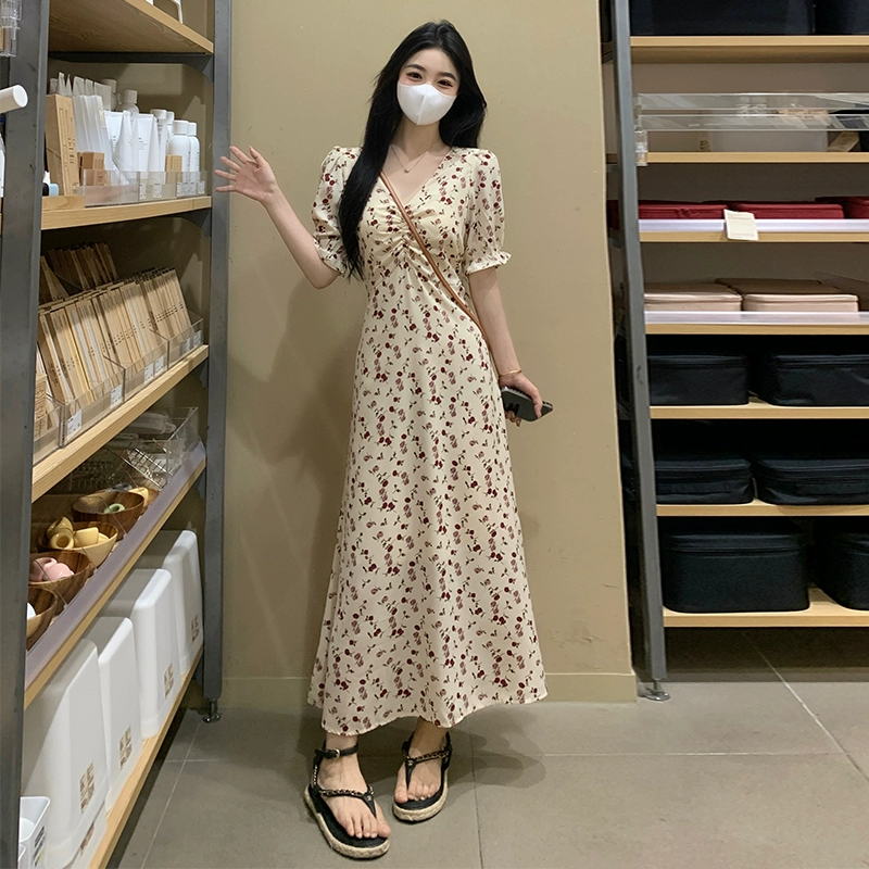 Женское летнее платье больших размеров mm2025, новое французское шифоновое платье средней длины с v-образным вырезом и цветочным принтом, утягивающее живот, размера плюс