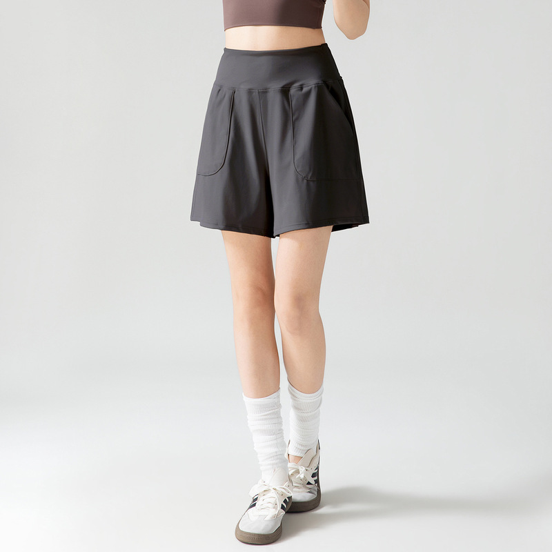 Quick-Dry Sports Shorts for Women, Anti-Exposure Yoga and Pilates Shorts, Loose and Breathable Fitness Running Shorts with Pockets