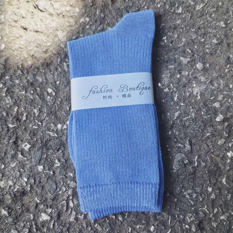 2025 nuevas calcetines de baile de color de mujer de dopamina calcetines de algodón de color sólido calcetines de tirada calcetines cuatro estaciones