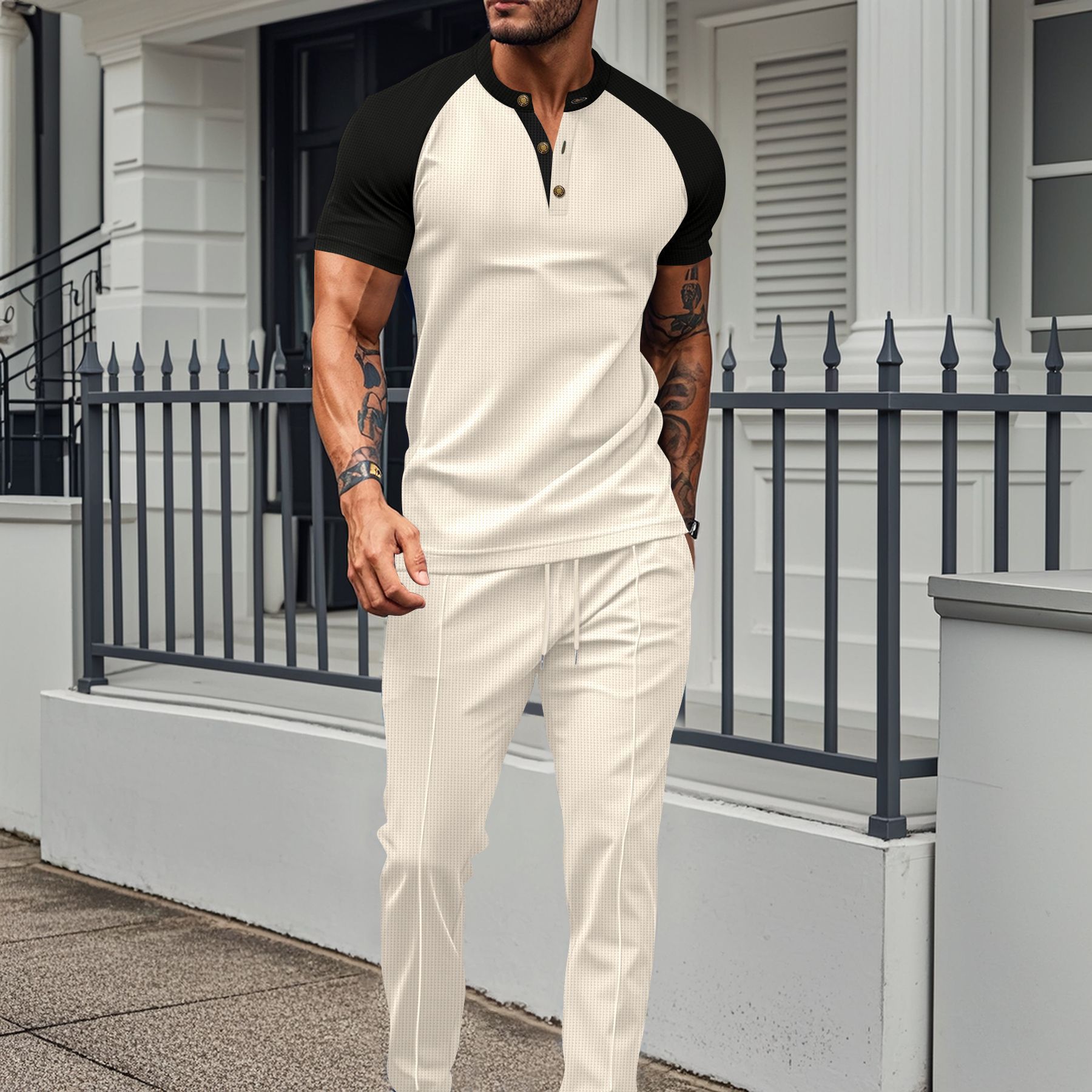 Ensemble de costume d'été décontracté pour homme - T-shirt à manches courtes et col rond color block et pantalon. Ensemble deux pièces élégant et basique en polyester._voghion.com