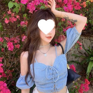 �ļ��͹ŵ�������Ů�⴩С����ţ��¶��ǰϵ��С�����ĳ�