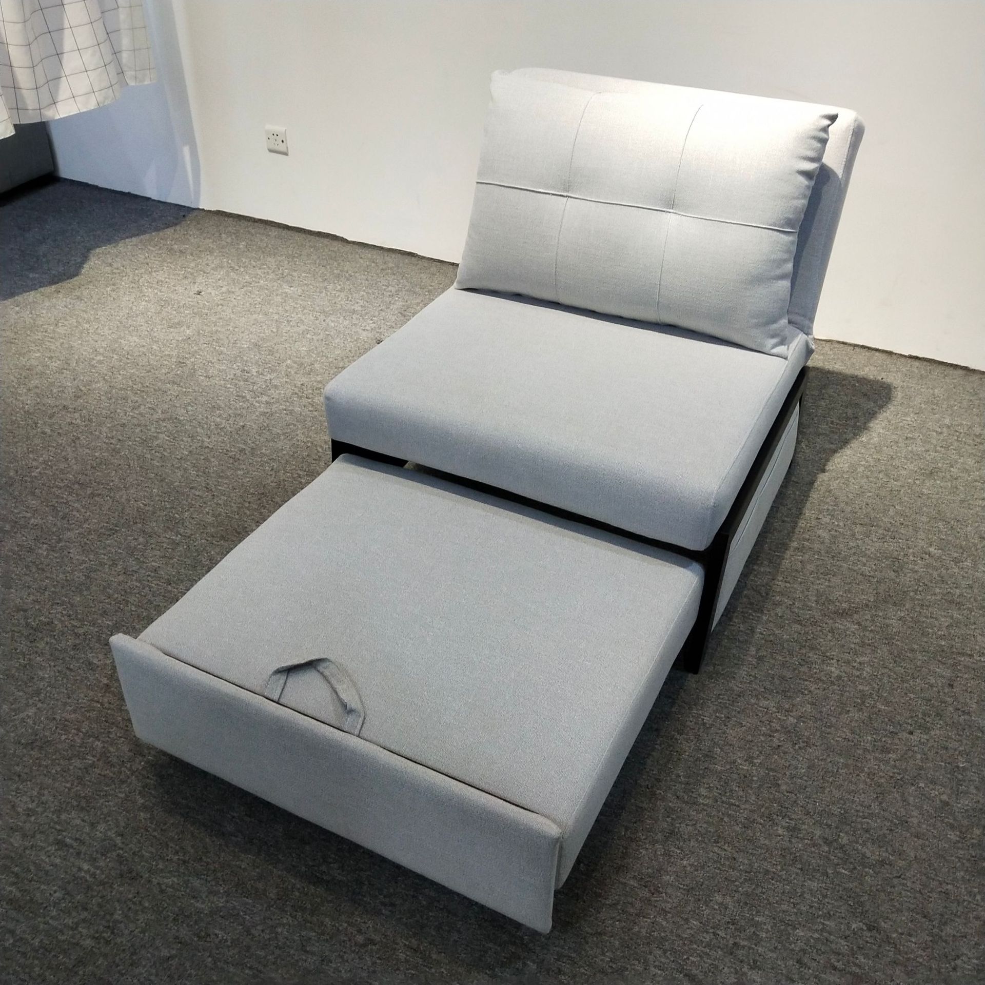 Sofá de tela moderna simple y tecnológica para una sola persona plegable alquiler pequeño tipo de casa sala de estar balcón peinado multifuncional image 3