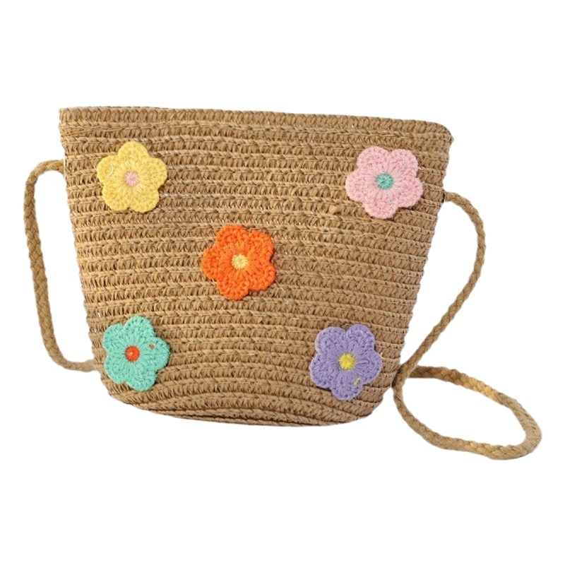 2024 children's bag straw bag flower holiday bag New girls' seaside beach fashion trendy crossbody bucket bag