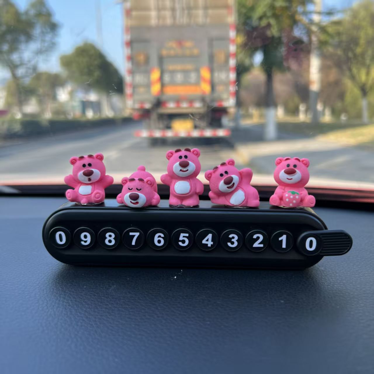 Car cute strawberry bear resin accessories ornaments diy jewelry number plate temporary parking plate creative moving license plate