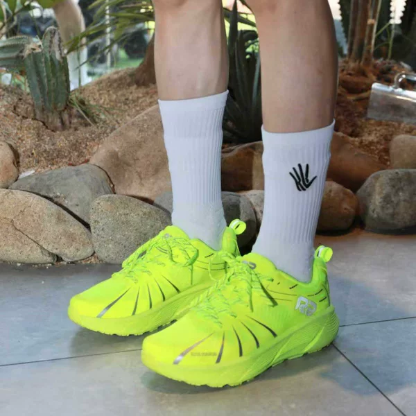 Four-Season Mid-Calf Basketball Socks Men's Sports Socks Non-Slip Anti-Odor Professional Outdoor Quick-Drying Sports Socks