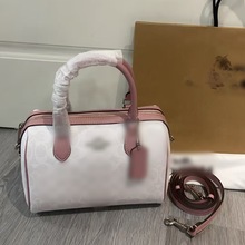 C���¿��������ʿ�D�� Rowan��̖���^�� �μ�б��� Ůʿ �����