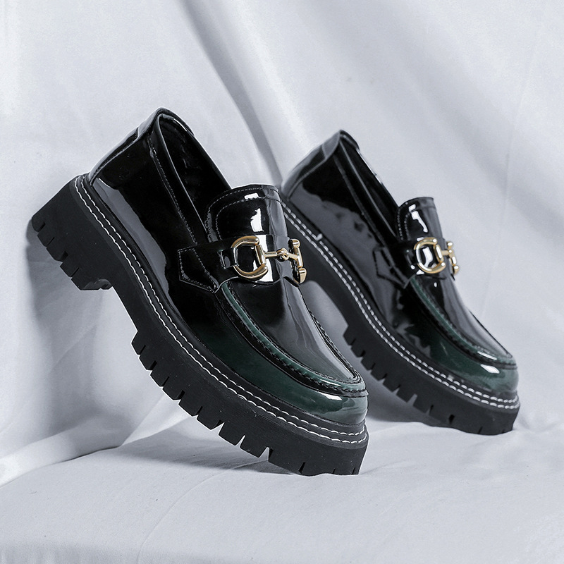 Zapatos de cuero con hebilla de caballo, zapatos de cuero lacados para hombres, zapatos de alta altura, zapatos de noche, zapatos casuales para hombres británicos